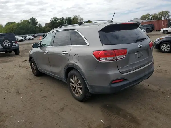 5XYPGDA58HG223453 2017 KIA SORENTO - Image 2
