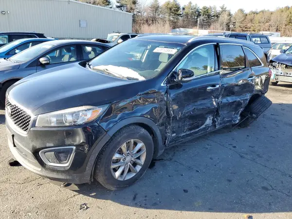 5XYPGDA58HG235411 2017 KIA SORENTO - Image 1
