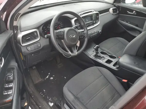 5XYPGDA58HG242374 2017 KIA SORENTO - Image 8