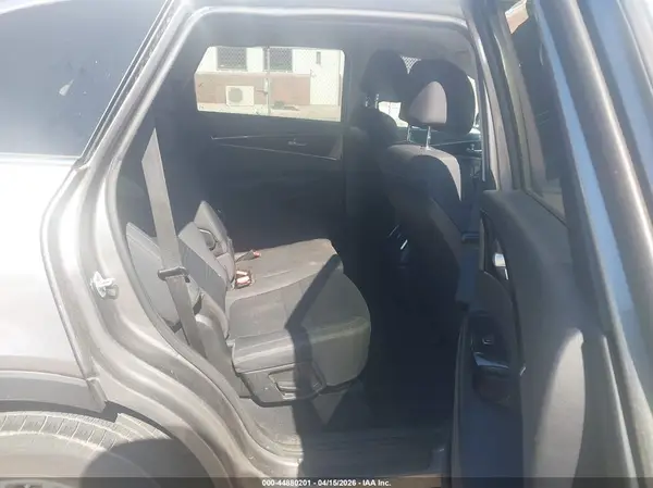 5XYPGDA58HG249700 2017 KIA SORENTO - Image 8
