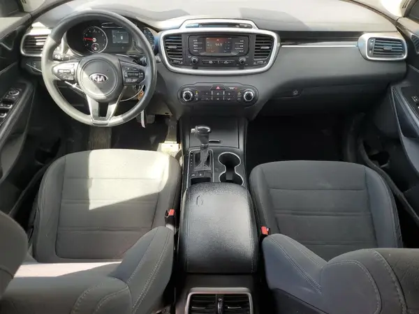 5XYPGDA58HG279246 2017 KIA SORENTO - Image 8