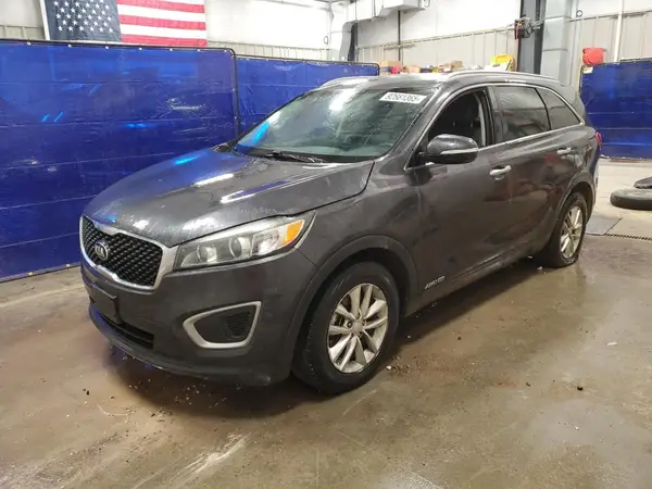 5XYPGDA58HG281630 2017 KIA SORENTO - Image 1