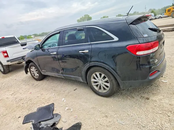 5XYPGDA58JG338642 2018 KIA SORENTO - Image 2