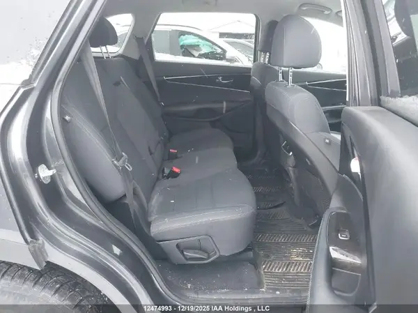 5XYPGDA58JG339984 2018 KIA SORENTO - Image 8
