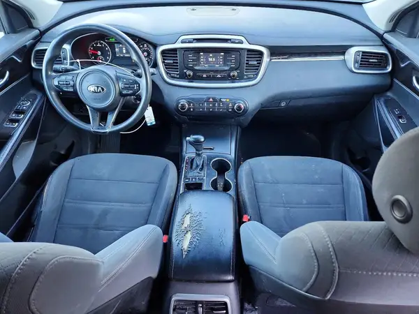 5XYPGDA58JG352170 2018 KIA SORENTO - Image 8