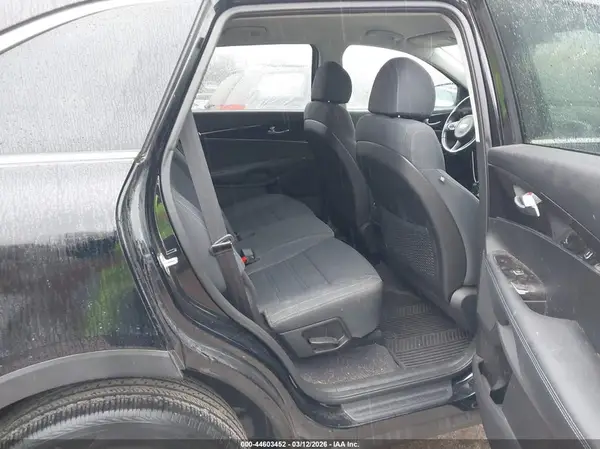 5XYPGDA58JG369163 2018 KIA SORENTO - Image 8
