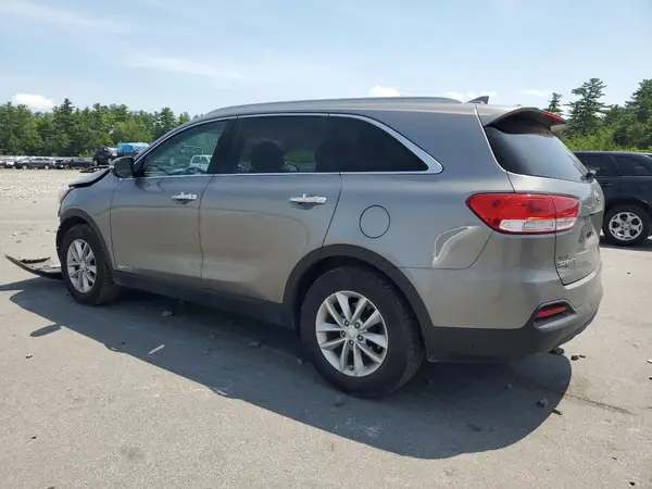 5XYPGDA58JG369258 2018 KIA SORENTO - Image 2