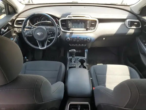 5XYPGDA58JG369258 2018 KIA SORENTO - Image 8