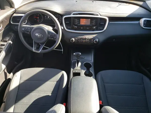 5XYPGDA58JG374198 2018 KIA SORENTO - Image 8