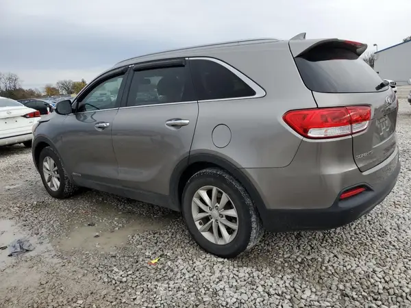 5XYPGDA58JG375853 2018 KIA SORENTO - Image 2