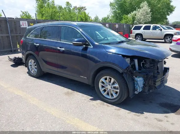 5XYPGDA58JG394029 2018 KIA SORENTO - Image 1