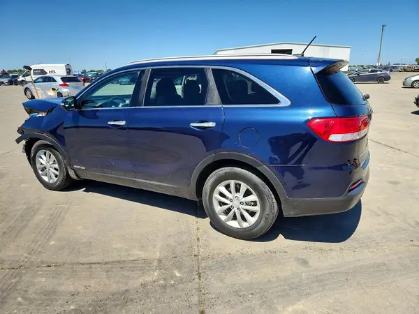 5XYPGDA58JG396959 2018 KIA SORENTO - Image 2