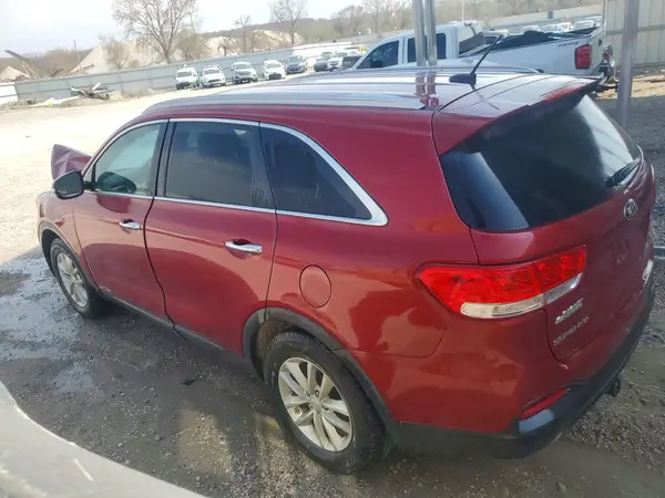 5XYPGDA58JG404154 2018 KIA SORENTO - Image 2