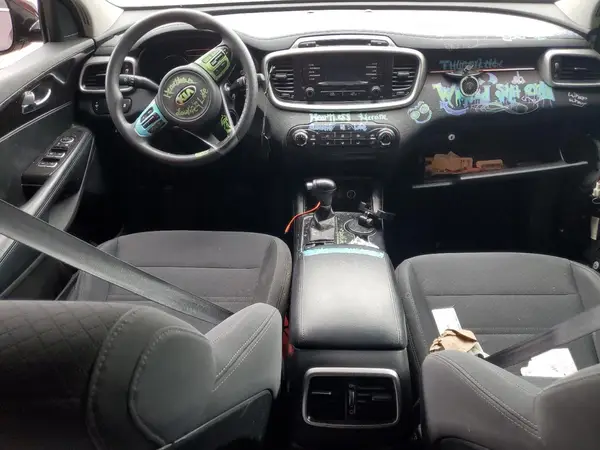 5XYPGDA58JG404977 2018 KIA SORENTO - Image 8