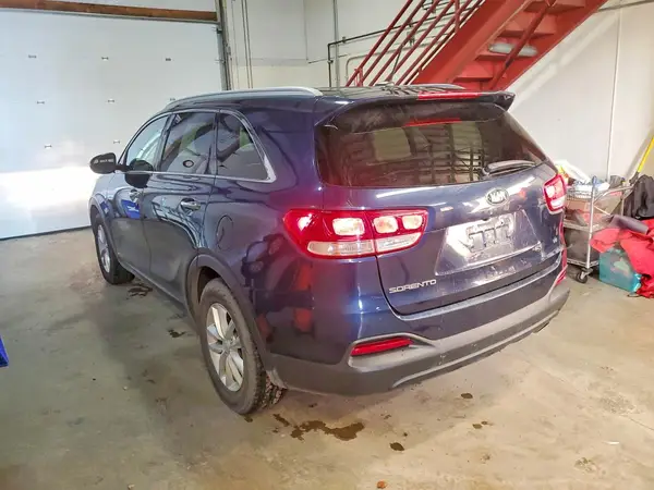 5XYPGDA58JG416448 2018 KIA SORENTO - Image 2