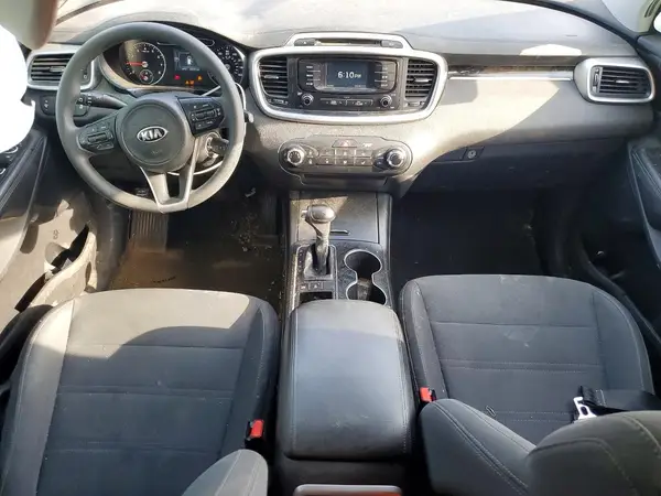 5XYPGDA58JG416773 2018 KIA SORENTO - Image 8