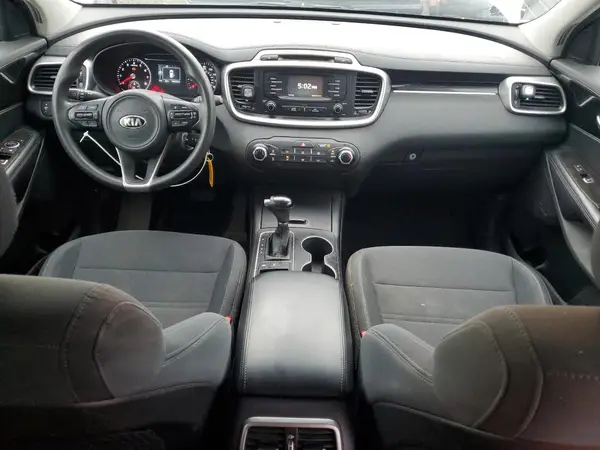 5XYPGDA58JG429197 2018 KIA SORENTO - Image 8