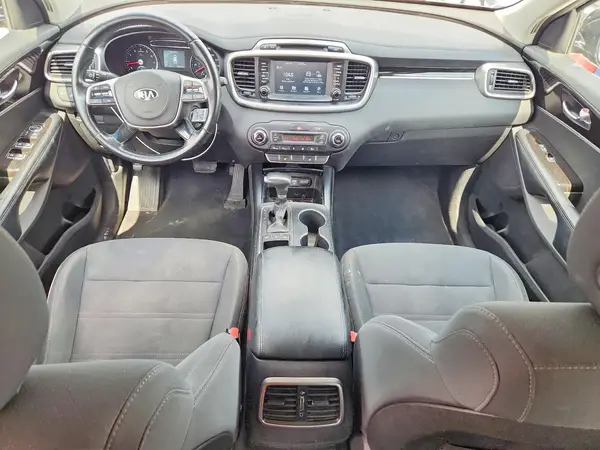 5XYPGDA58KG463500 2019 KIA SORENTO - Image 8