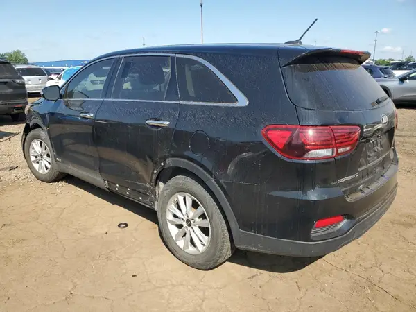 5XYPGDA58KG469300 2019 KIA SORENTO - Image 2
