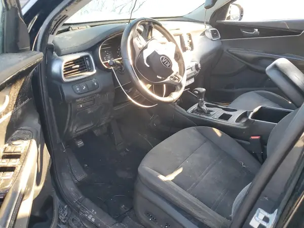 5XYPGDA58KG474562 2019 KIA SORENTO - Image 8