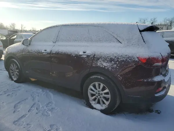 5XYPGDA58KG475467 2019 KIA SORENTO - Image 2