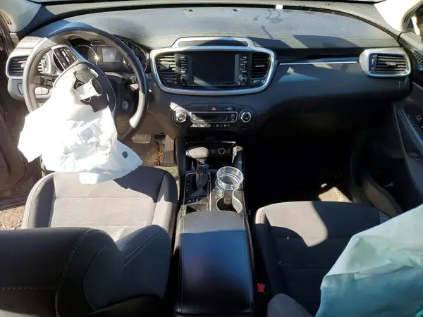 5XYPGDA58KG480510 2019 KIA SORENTO - Image 8