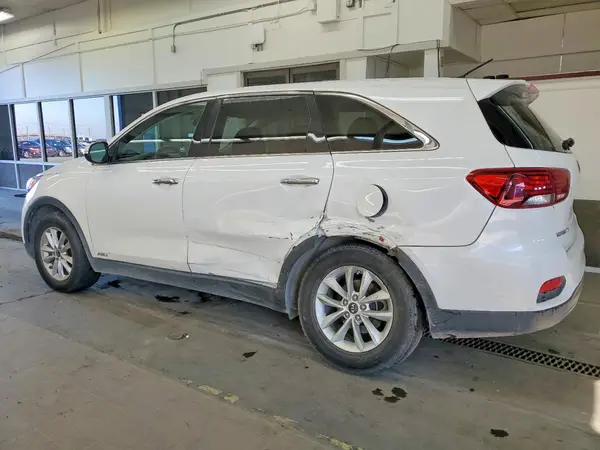 5XYPGDA58KG485268 2019 KIA SORENTO - Image 2