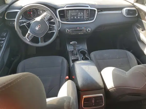 5XYPGDA58KG486307 2019 KIA SORENTO - Image 8