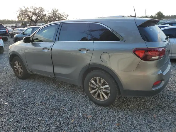 5XYPGDA58KG521699 2019 KIA SORENTO - Image 2