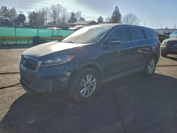 5XYPGDA58KG530662 2019 KIA SORENTO - Image 1