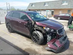5XYPGDA58KG584169 2019 KIA SORENTO