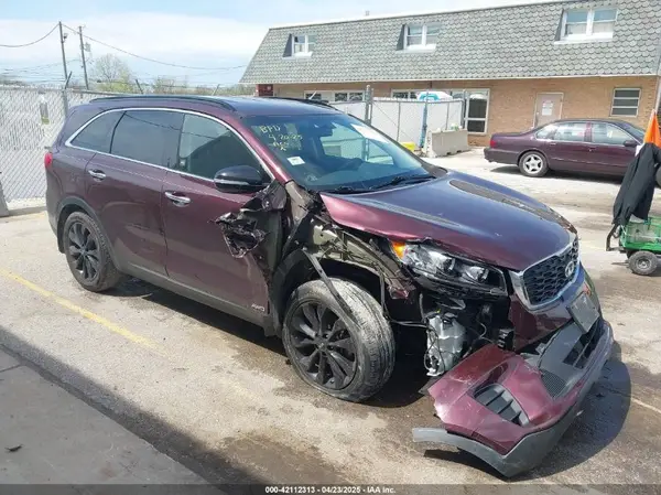 5XYPGDA58KG584169 2019 KIA SORENTO - Image 1