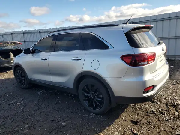 5XYPGDA58KG584575 2019 KIA SORENTO - Image 2