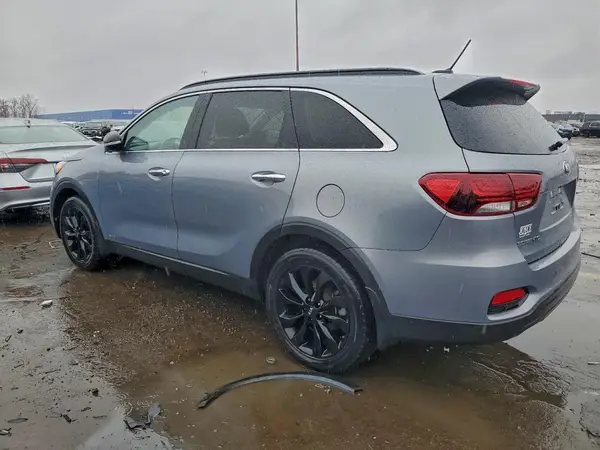 5XYPGDA58KG604825 2019 KIA SORENTO - Image 2