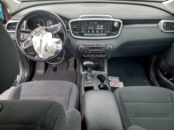 5XYPGDA58KG604825 2019 KIA SORENTO - Image 8