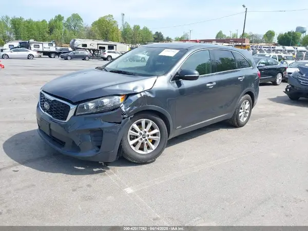 5XYPGDA58LG618502 2020 KIA SORENTO - Image 2