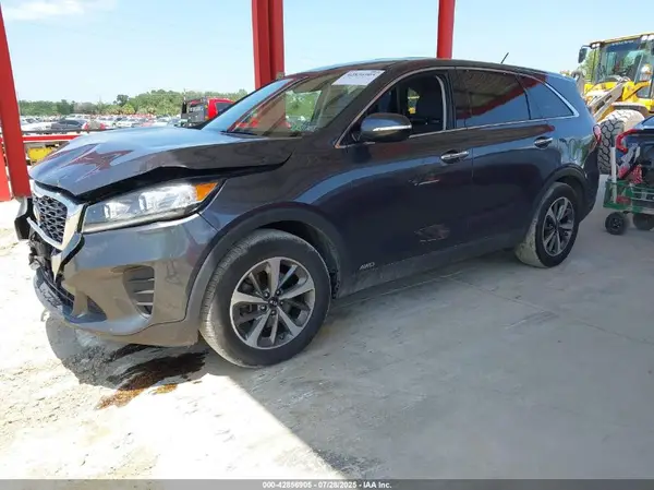 5XYPGDA58LG683155 2020 KIA SORENTO - Image 2