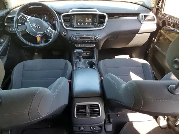 5XYPGDA58LG695564 2020 KIA SORENTO - Image 8