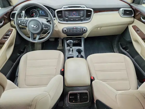 5XYPGDA59GG003575 2016 KIA SORENTO - Image 8