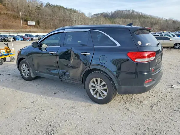 5XYPGDA59GG006010 2016 KIA SORENTO - Image 2