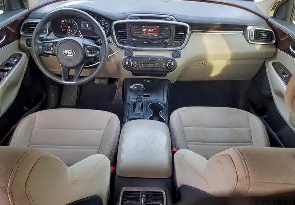 5XYPGDA59GG006010 2016 KIA SORENTO - Image 8