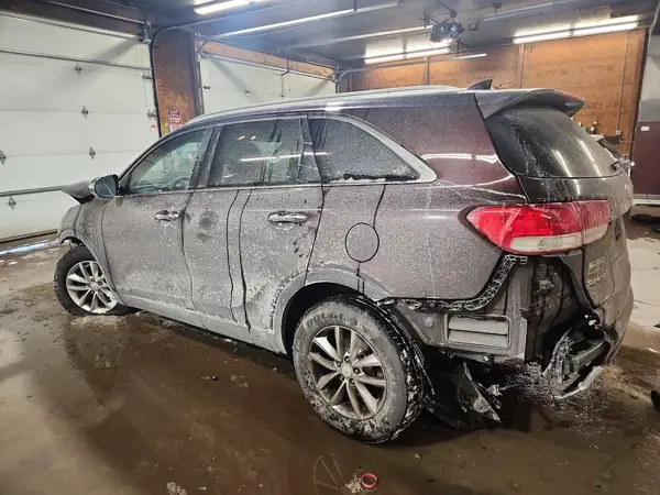 5XYPGDA59GG007724 2016 KIA SORENTO - Image 2