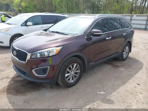 5XYPGDA59GG019839 2016 KIA SORENTO - Image 2