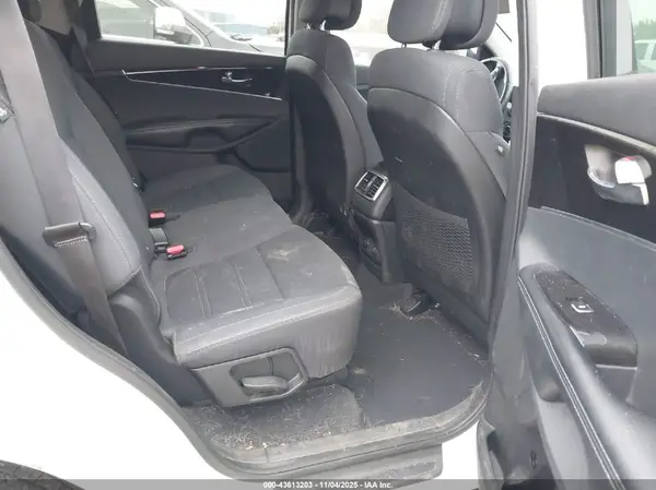 5XYPGDA59GG027391 2016 KIA SORENTO - Image 8