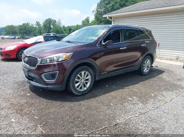5XYPGDA59GG036771 2016 KIA SORENTO - Image 2