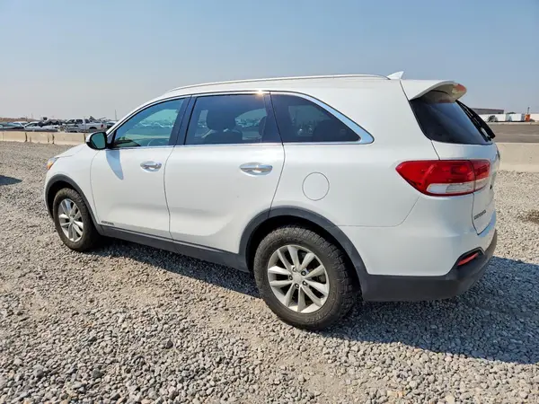 5XYPGDA59GG063405 2016 KIA SORENTO - Image 2