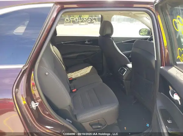 5XYPGDA59GG077062 2016 KIA SORENTO - Image 8