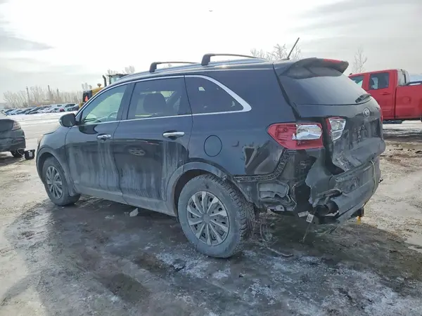 5XYPGDA59GG087543 2016 KIA SORENTO - Image 2