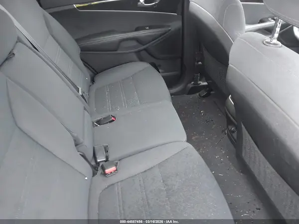 5XYPGDA59GG093651 2016 KIA SORENTO - Image 8