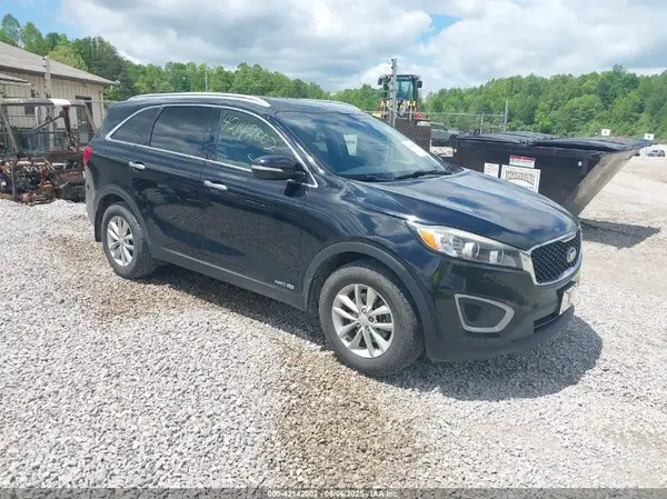 5XYPGDA59GG094704 2016 KIA SORENTO - Image 1